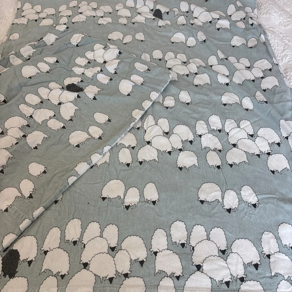 Cuddledown Queen Sheet Set Counting Sheep 100% Cotton Flannel Germany Sample